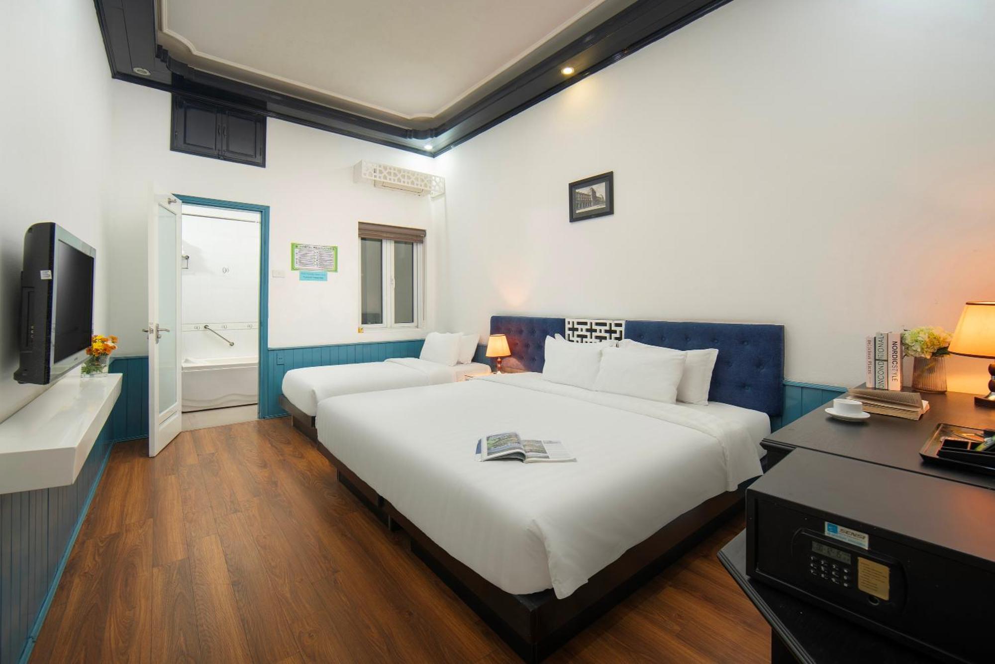 Hanoi Solo Hostel Buitenkant foto